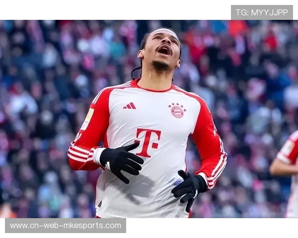 拜仁强势推进,萨内一次直塞完全改变比赛走势 拜仁强势推进,萨内一次直塞完全改变比赛走势